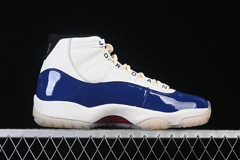 All Categories Air Jordan Jordan Series Basketball Shoes Air Jordan 11 F Version Air Jordan 11 Retro "Rare Air" AJ11 Joe 11 Royal Blue Real Standard Real Carbon High Top Basketball Shoes IH0296-400